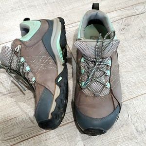 Oboz womens hiking shoes 7.5